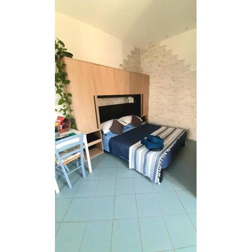 Vinessa Home