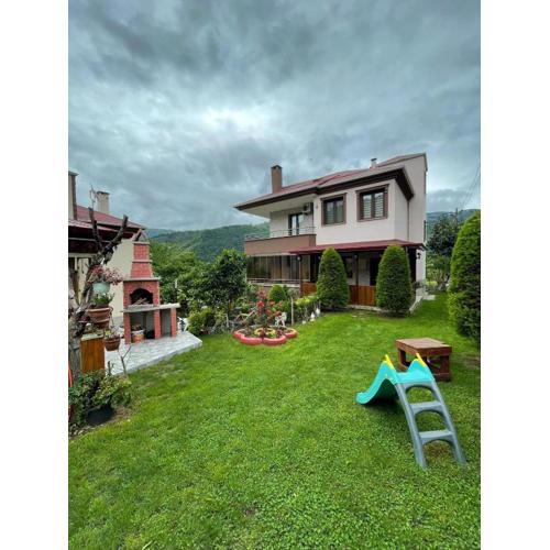 Vinland Villa Atalar