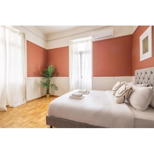 Vintage Acropolis Retreat Charming 3-Bdrm in Koukaki