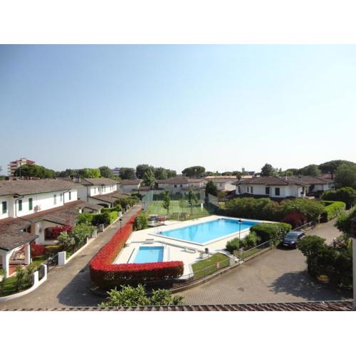 Vintage-modern gem with private garden