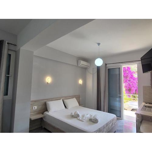 Viol Apartments