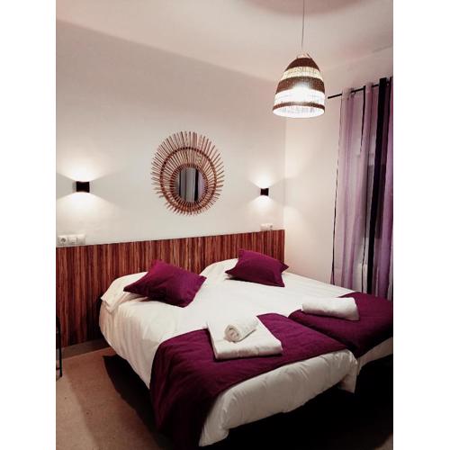 Violeta Suite