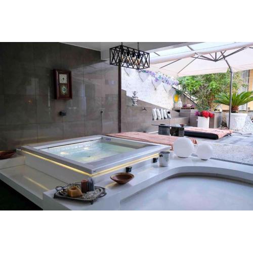 Vip garden jacuzzi seaview in the hearth of downtown