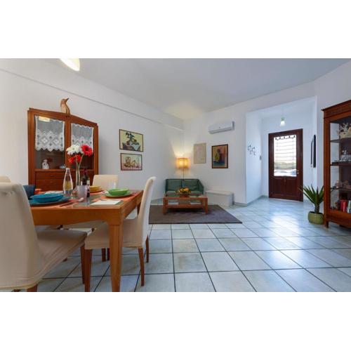 Virgilio House