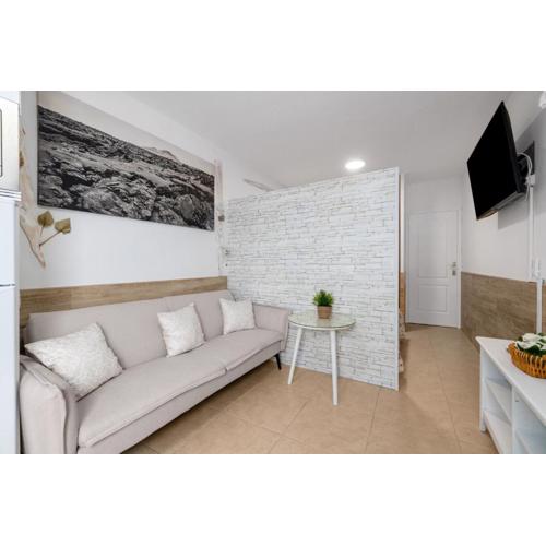 Vista Blanca Room 1