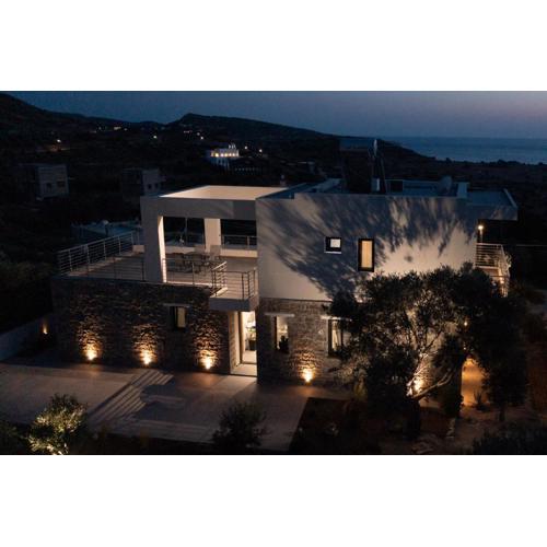 Vista Komos Villa 1, New Building