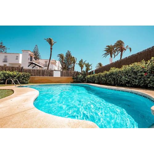 Vistamar, 3 bedroom apartment 50 meters from the beach