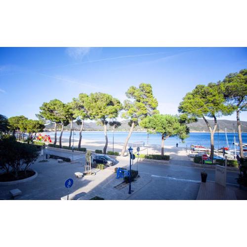 Vistamare Suite & Room
