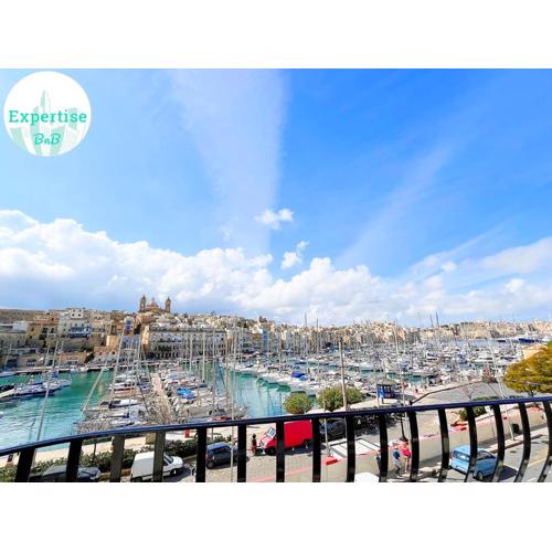 Vittoriosa Seafront Highly Furnished Apartment FL 4