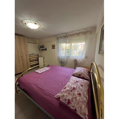 Vlora Rest House