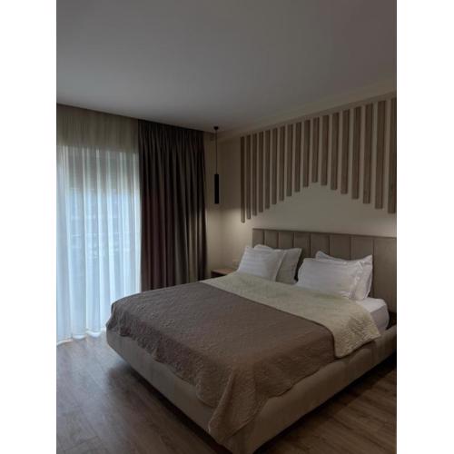 Vlora Studio
