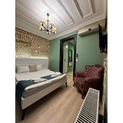 Volra Hotel
