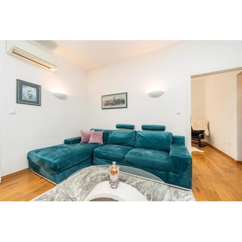 Vortex Apartment
