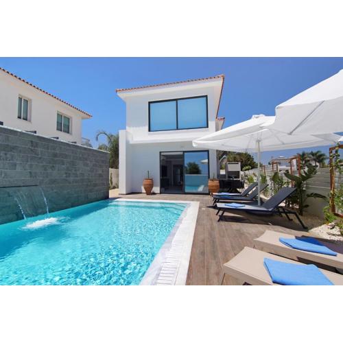Votsalo Villa - 30m from Med Sea