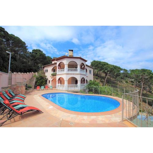 V&V Lloret-Villa Christine, villa lujosa para 17 personas