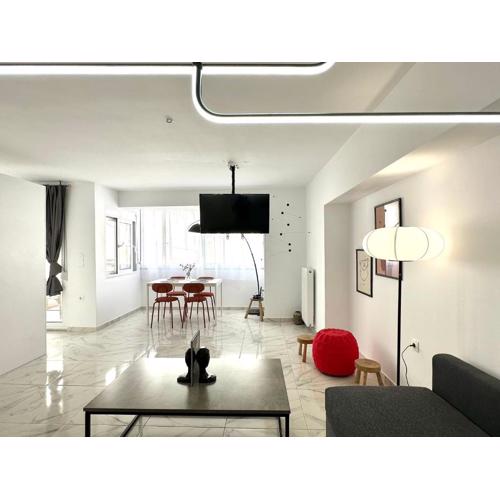 Walk into Dream of Acropolis 10