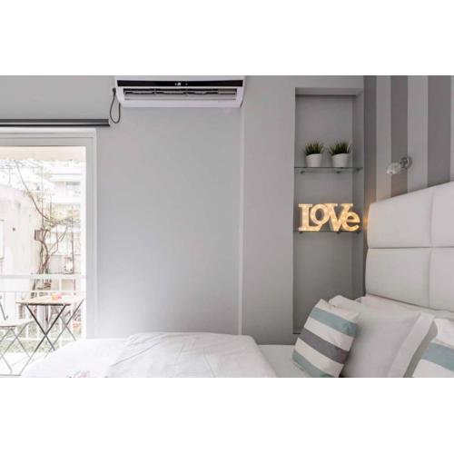 Walk to Markets from a Cozy Studio by Cielo Homes
