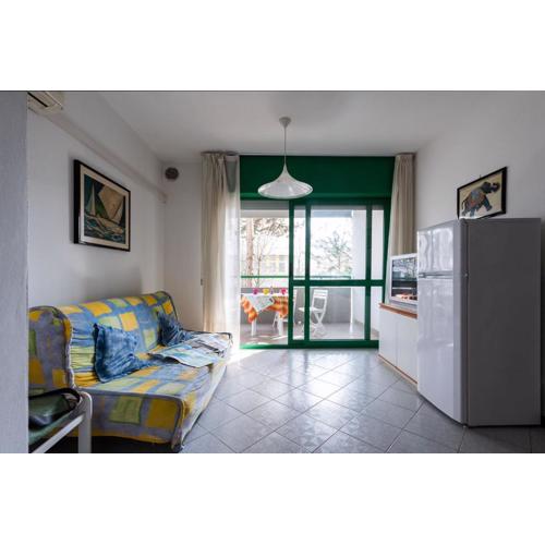 Warm and bright apartment in Bibione near the sea