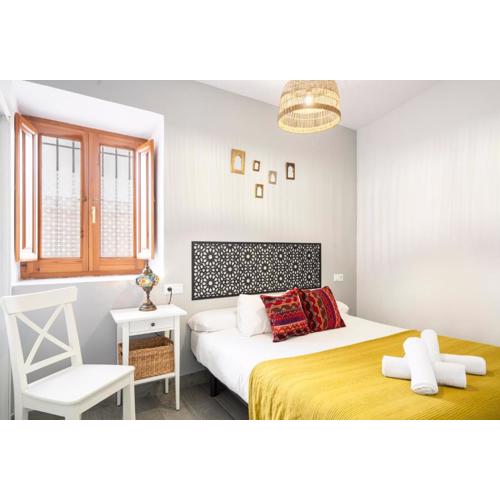Warm Central Apartment Albayzin - Free Parking 15 min away