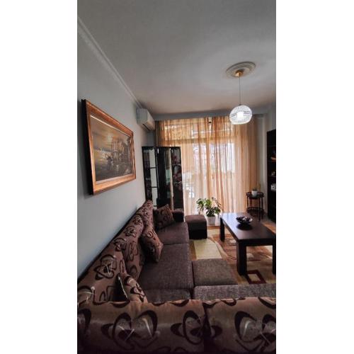 Warm Wooden Escape, Cozy & Elegant Stay
