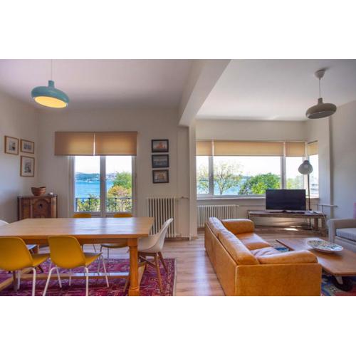 Waterfront Apartments with a Stunning View