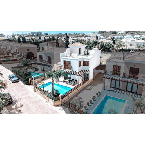 WealthyStays: Sunset Villa
