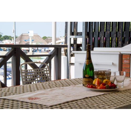 Welc-ōM Lignano swim and fun with dock view