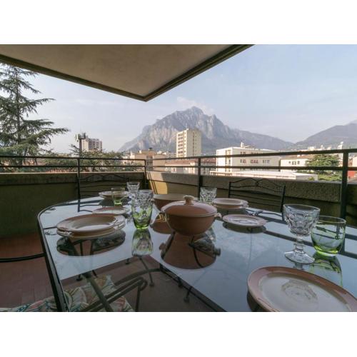 Welcomely - Ponte Vecchio Family Apartment