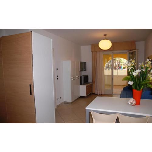 Welcoming flat next to the sea for up to 6 guests