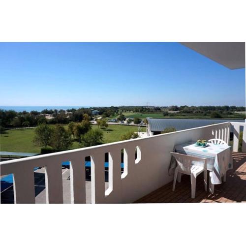 Welcoming flat with large terrace