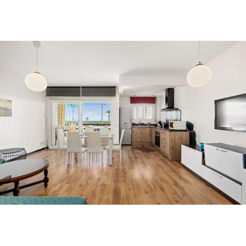 WELCS APARTAMENTO 218 EMP frente al Mar