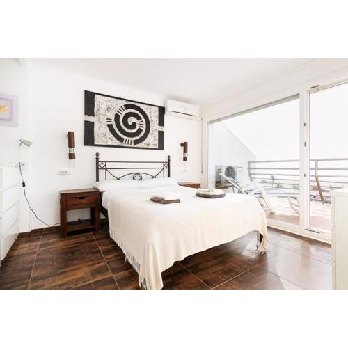 WELCS APARTAMENTO 221 EMP frente al mar