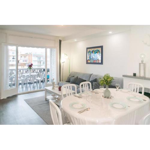 WELCS APARTAMENTO 244 EMP con terraza con vista