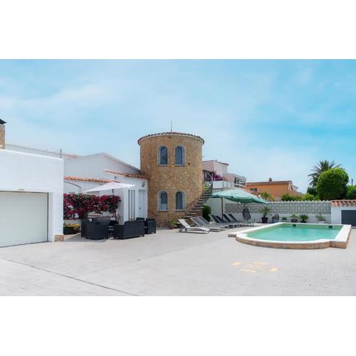 WELCS CASA 111 EMP con piscina