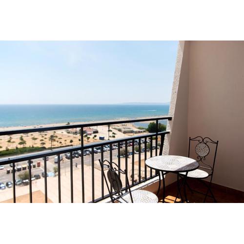 WELCS ESTUDIO 266 EMP con vista al mar