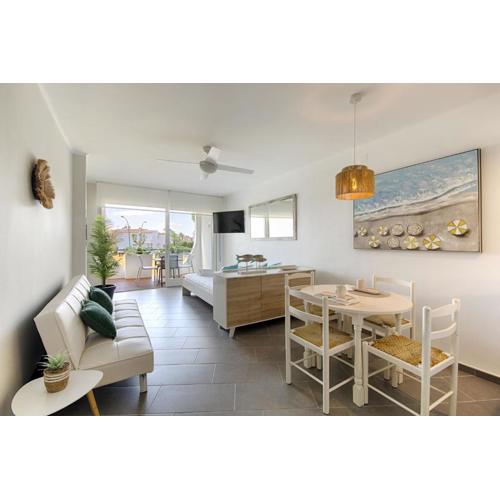 WELCS ESTUDIO PRECIOSO 049 EMP Frente al mar