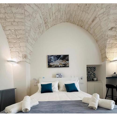 White Chill Suite