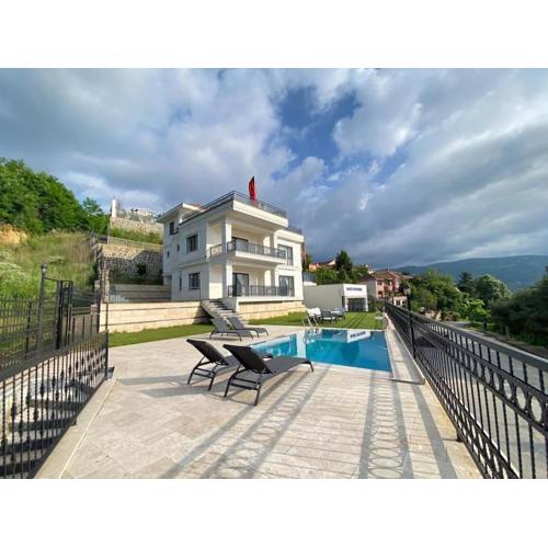 White Home Sapanca