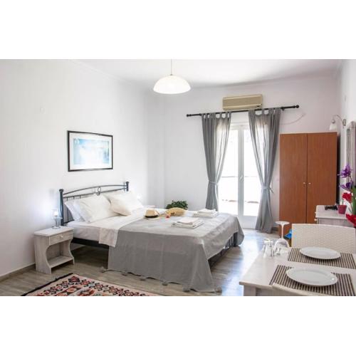 White wave studio 1 , 3min walk from Kamari beach