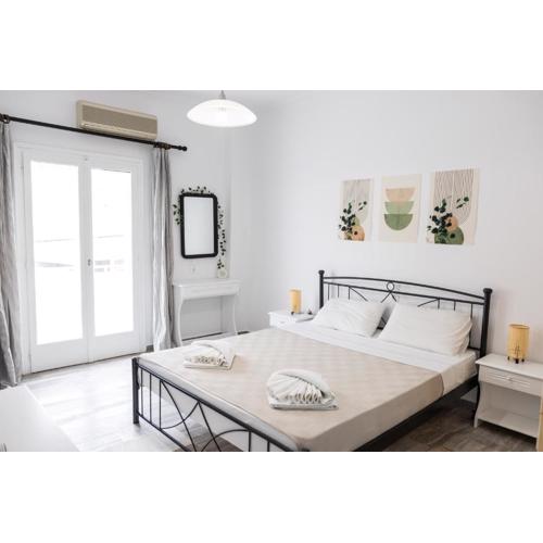White wave studio 2