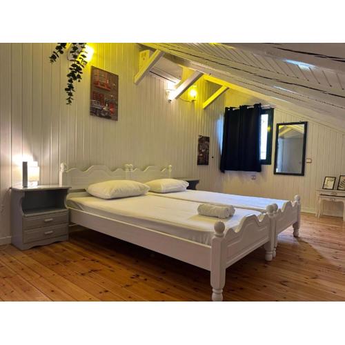 WhiteHome Vasiliki