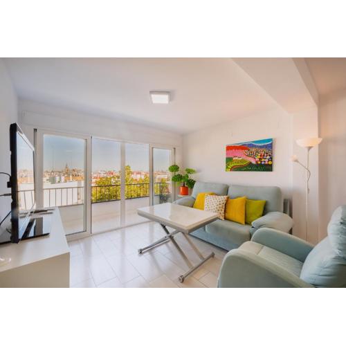 Wide and colourful- 3Bd 1Bth- Triana