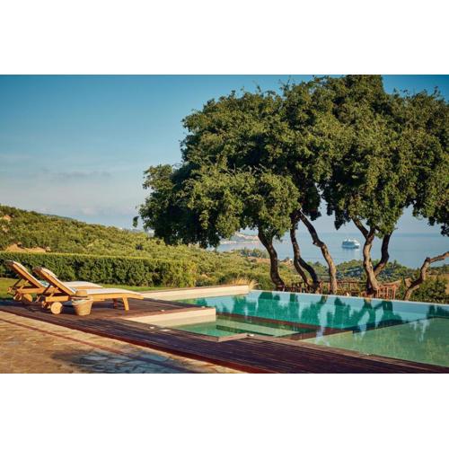 Wild Oak Estate - Stunning Views at a Dreamy Location, by ZanteWize