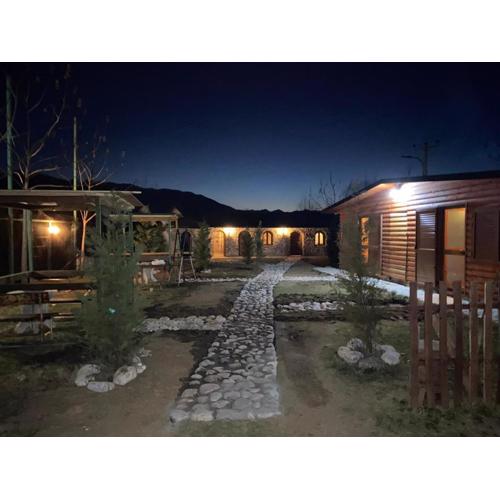 Windmill Shkodra Gesthouse Camping & Grill