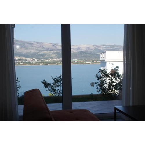Wohnung 1 Im Erdgeschos Mit Terrasse Und Meerblick