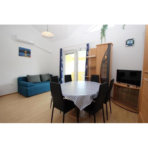 Wohnung in Baška mit Eigenem Balkon - b44383