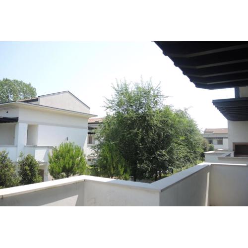 Wonderful apartment in a residence with pool