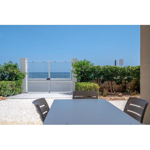 Wonderful apartment with seaview in front of beach at 200 meters from the beach located in Avola