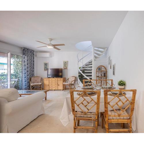 Wonderful Flat with PrivateTerrace and Pool