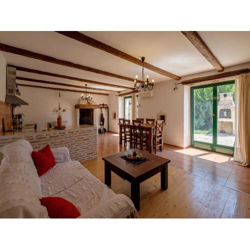 Wonderful Holiday Home in Pula, cleaning included